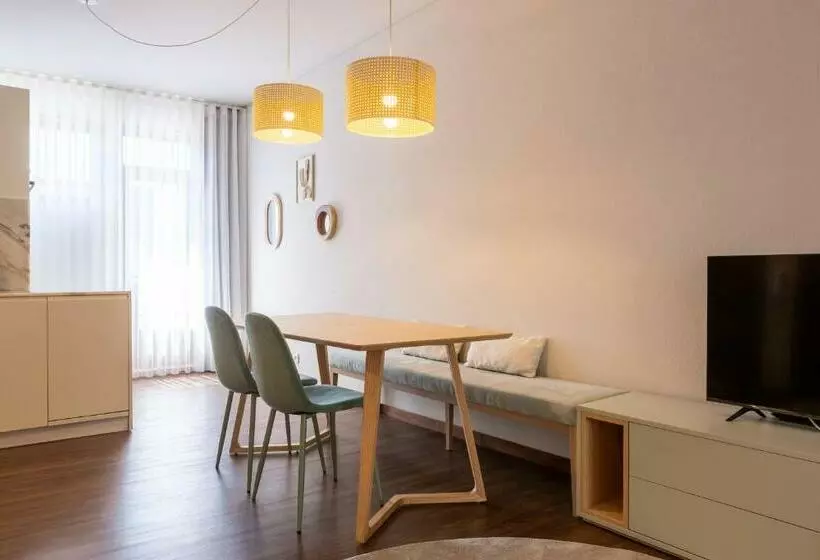 Orm Flores Apartment