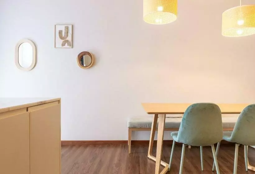 Orm Flores Apartment