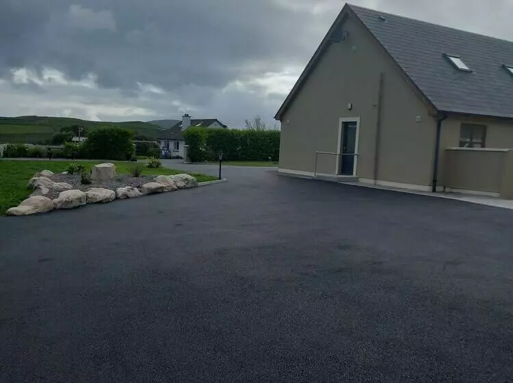 Stunning 1 Bed Apartment Valentia Island