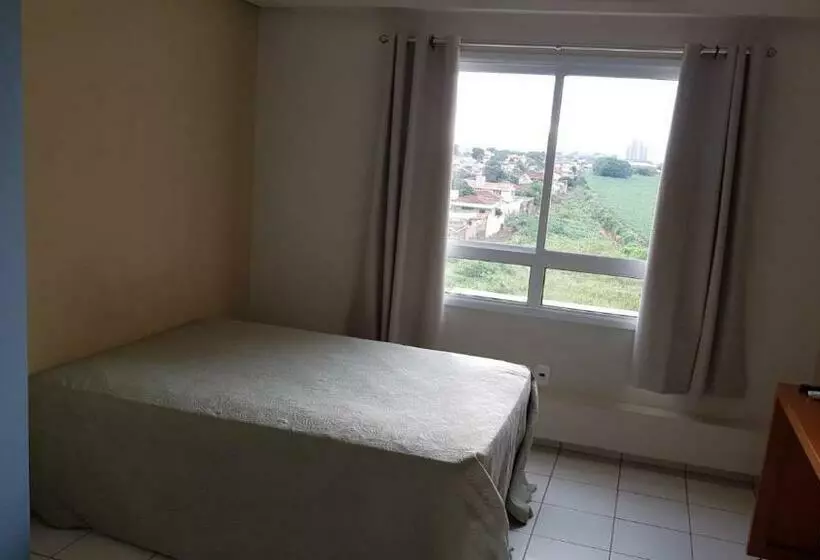 Flat Com Wifi, Pisicina E Estacionamento