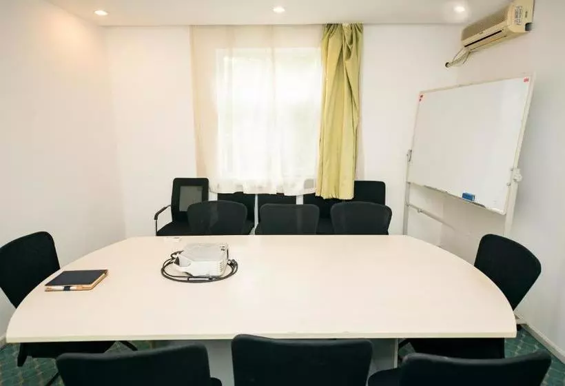 Hanting Hotel Chengdu Chunxi Taikooli Branch