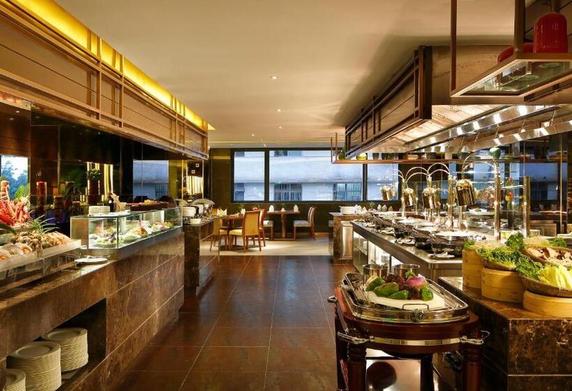 Отель Holiday Inn Kunming City Centre, An Ihg