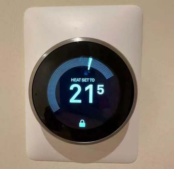 24 Castle Hume Court Holiday House