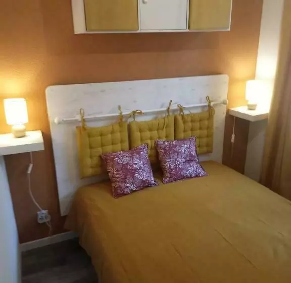 Appartement En Rez De Jardin Et Parking Privatifs Près Des Pistes