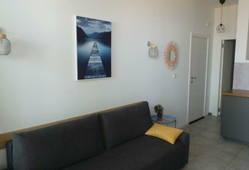 Cap Esterel, T2 Vue Mer 4 Couchages Adapté Pmr