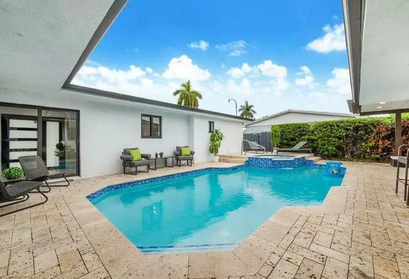 Luxe 5br Pool Jacuzzi Basketball L17