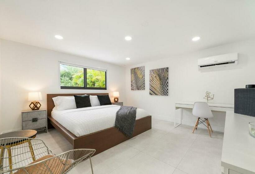 Luxe 5br Pool Jacuzzi Basketball L17