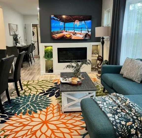 Private Luxury Framingham Condo Near Boston
