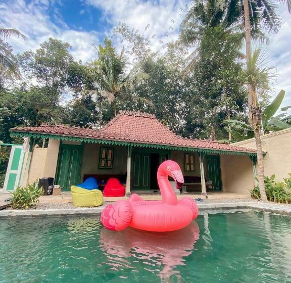 Ubu Villa Borobudur 3 Bedrooms Villa Near Borobudur Temple