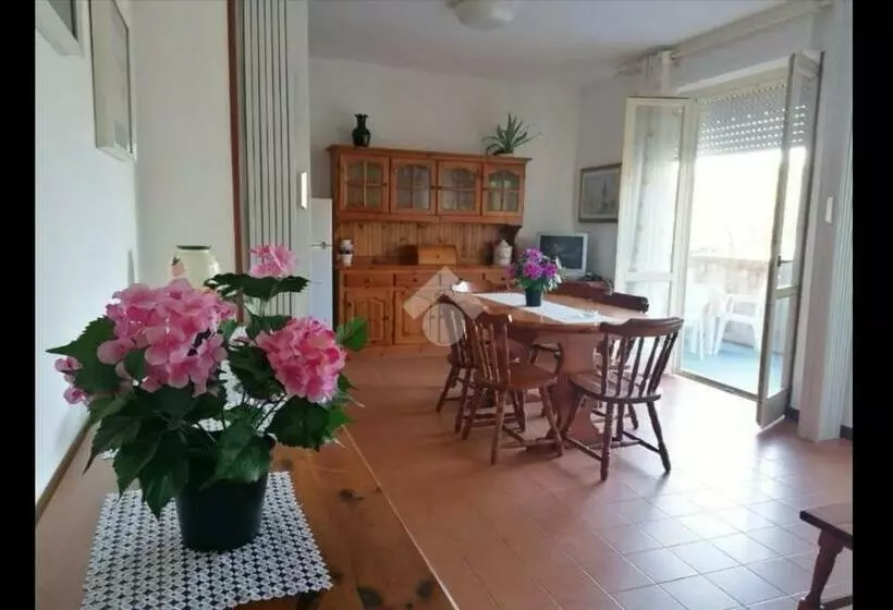 Appartamento Franca In Residence 300mt Dal Mare