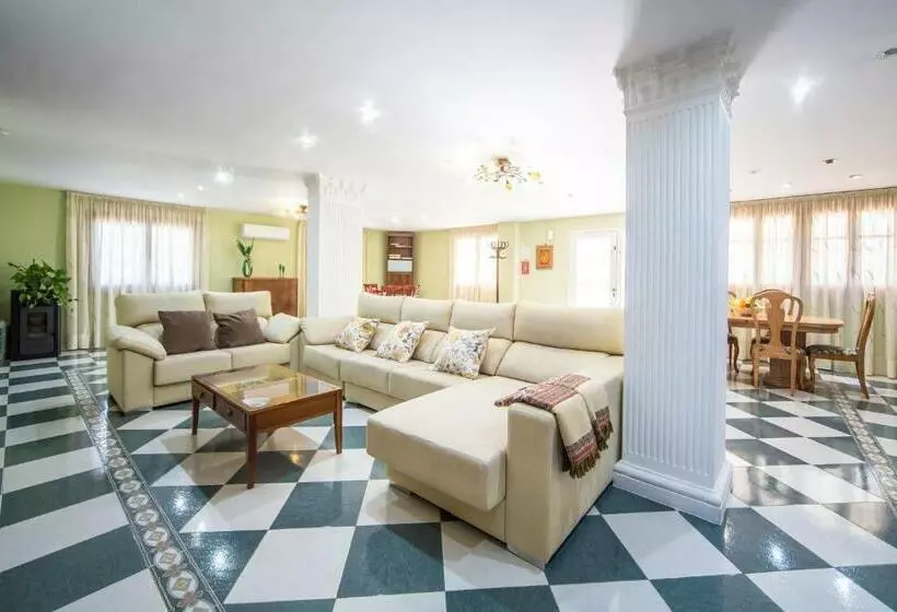 Gorgeous Home In Urbanización La Sima