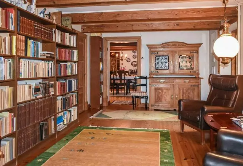 Cozy Home In Annelöv With House A Panoramic View