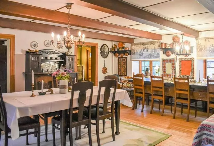 Cozy Home In Annelöv With House A Panoramic View