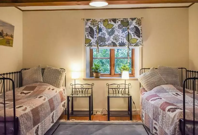 Cozy Home In Annelöv With House A Panoramic View