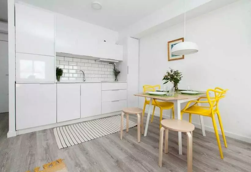 Pop Art, Apartamento Molviedro 304