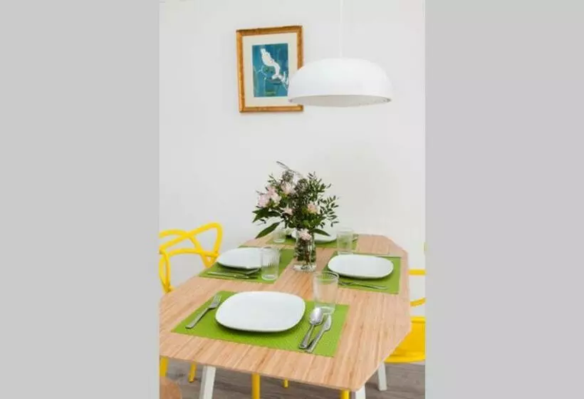 Pop Art, Apartamento Molviedro 304