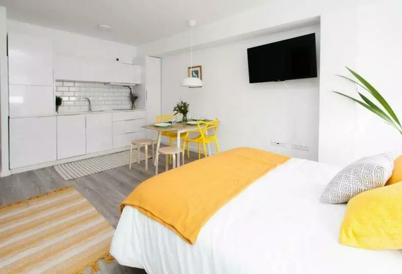 Pop Art, Apartamento Molviedro 304