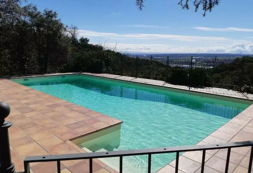 Preciosa Villa De Campo / Wonderful Country Villa