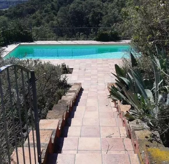 Preciosa Villa De Campo / Wonderful Country Villa