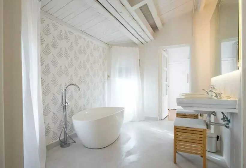 Preciosa Villa De Campo / Wonderful Country Villa