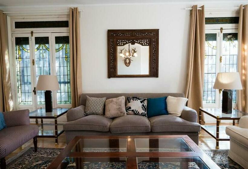 Preciosa Villa De Campo / Wonderful Country Villa