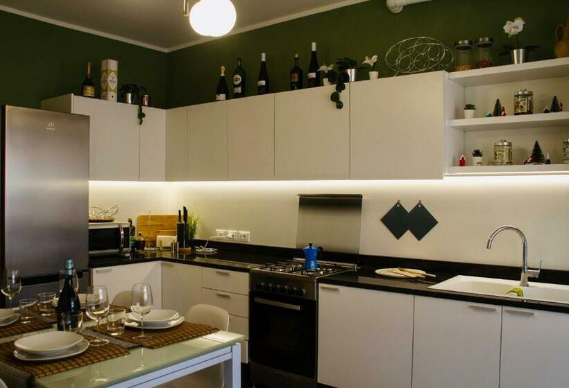 Prestigioso Appartamento Nel Cuore Di Thiene