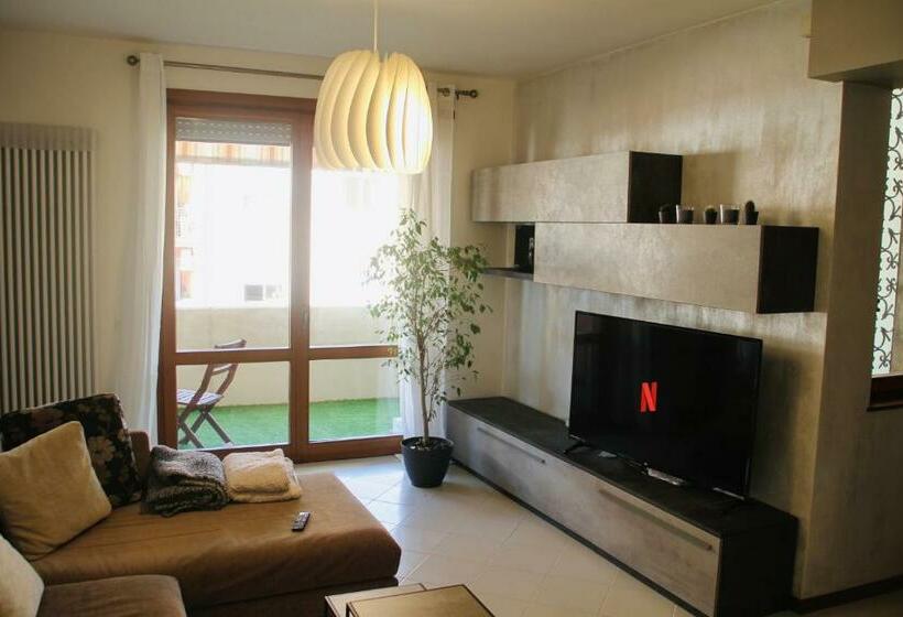 Prestigioso Appartamento Nel Cuore Di Thiene