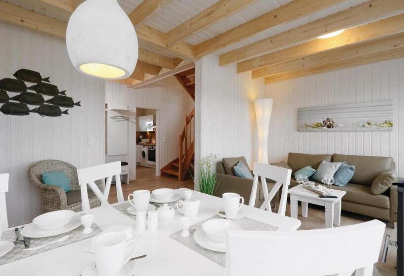 Stunning Home In Ostseeresort Olpenitz With 2 Bedrooms, Sauna And Wifi