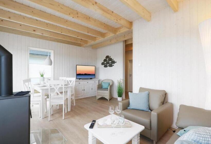 Stunning Home In Ostseeresort Olpenitz With 2 Bedrooms, Sauna And Wifi