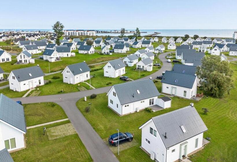 Stunning Home In Ostseeresort Olpenitz With 2 Bedrooms, Sauna And Wifi