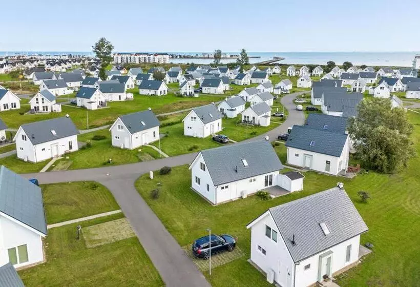 Stunning Home In Ostseeresort Olpenitz With 2 Bedrooms, Sauna And Wifi