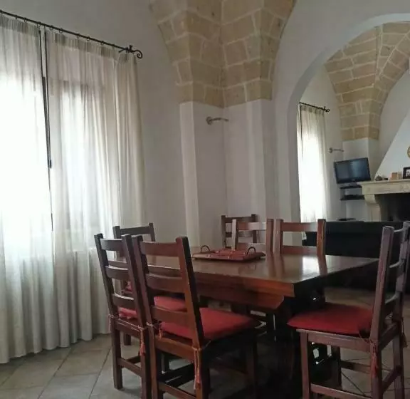 Confortevole Monolocale, A 5 Min Da Porto Cesareo