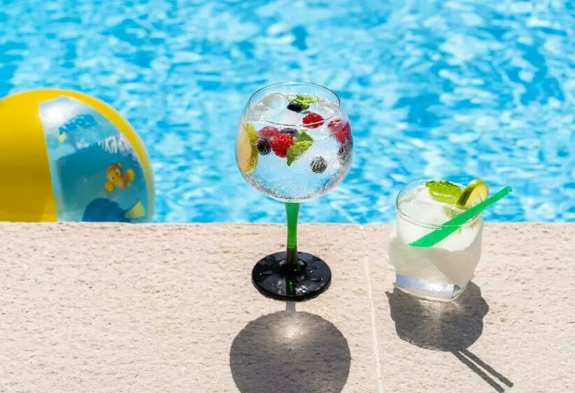 Marinhas Esposende   Moradia V4 Com Piscina Junto à Praia By House And People