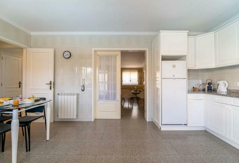 Marinhas Esposende   Moradia V4 Com Piscina Junto à Praia By House And People