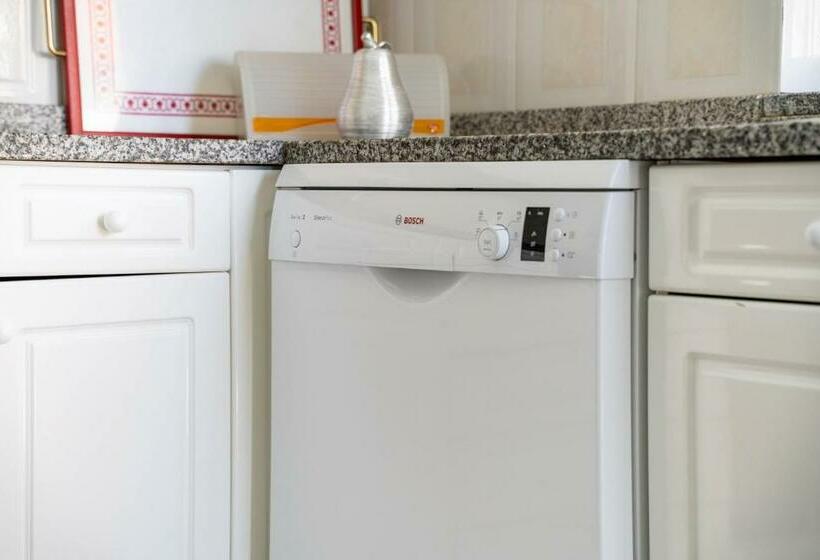 Marinhas Esposende   Moradia V4 Com Piscina Junto à Praia By House And People