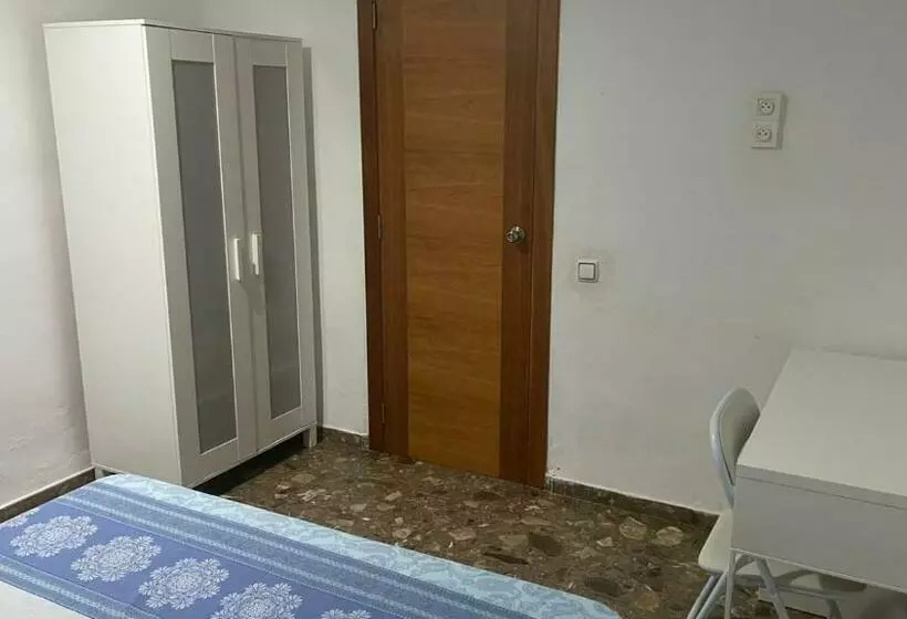 Piso 7 Minutos Andando Playa Beach Malvarrosa Valencia Para Familias Con Niños