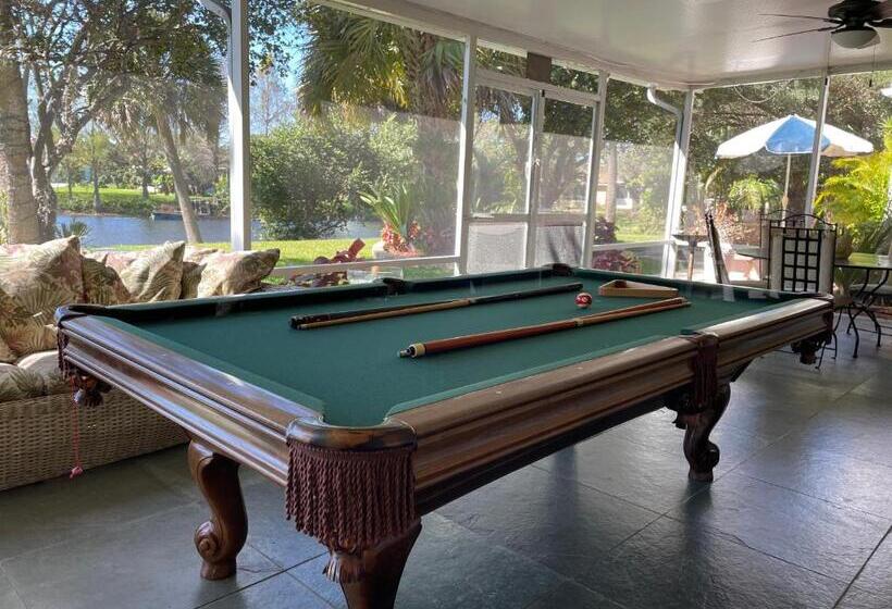 Cozy House 3 Large Bedrooms 3full Bath And King Beds