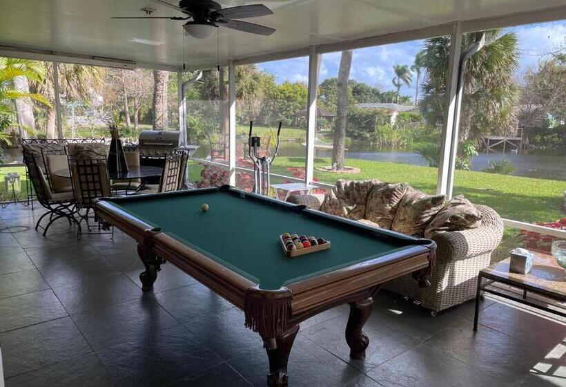 Cozy House 3 Large Bedrooms 3full Bath And King Beds