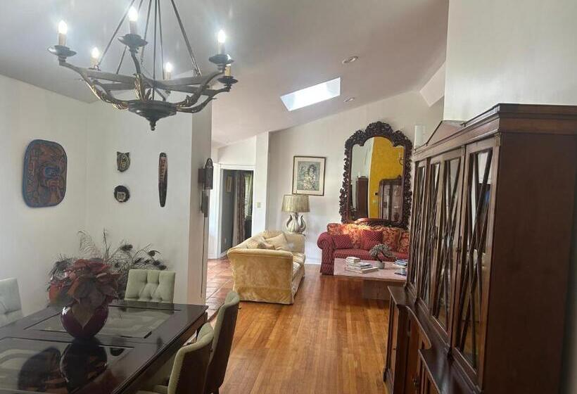 Cozy House 3 Large Bedrooms 3full Bath And King Beds