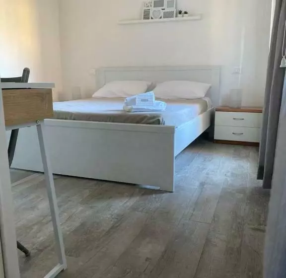 Grazioso Bilocale A Marina Di Carrara