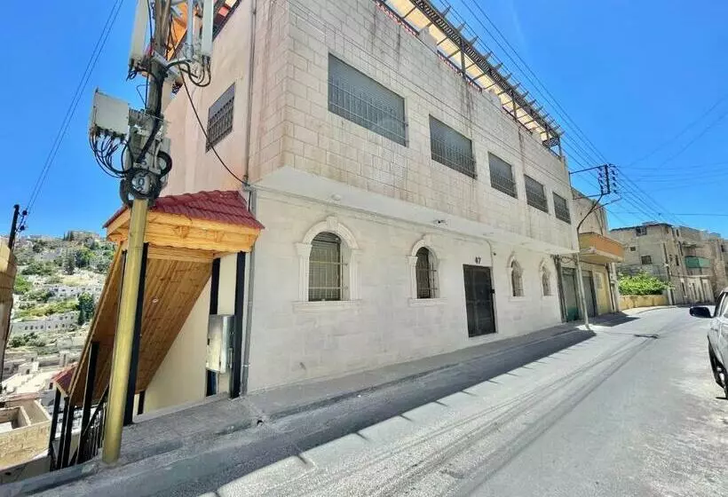 Villa Mira Guesthouse 2   Downtown Central Amman   Al Diyrih