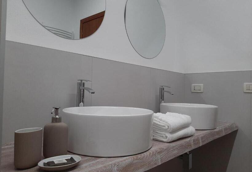 Sotto Il Portico Home