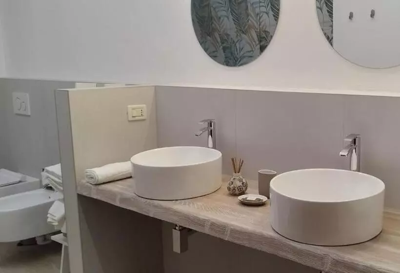 Sotto Il Portico Home