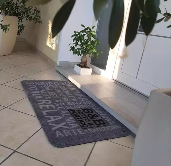 Sotto Il Portico Home