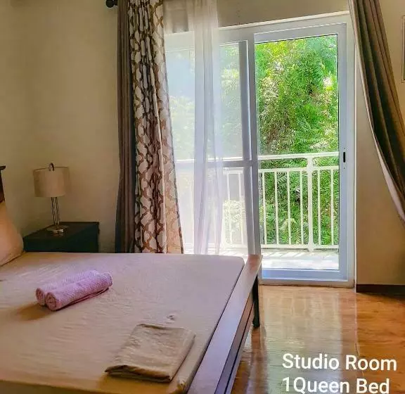 Ania Suite