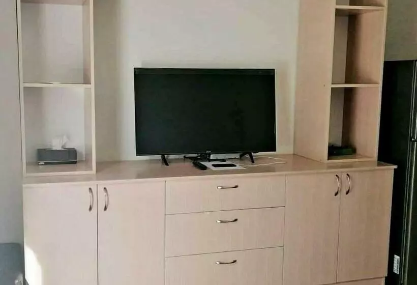 Ania Suite