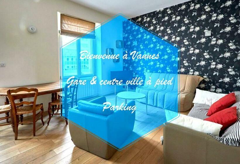 Apt 1 Ch   Centre Ville Vannes   Gare à Pied   Parking