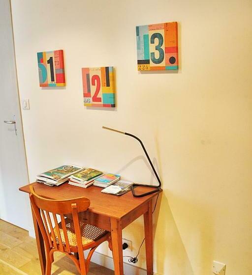 Apt 1 Ch   Centre Ville Vannes   Gare à Pied   Parking