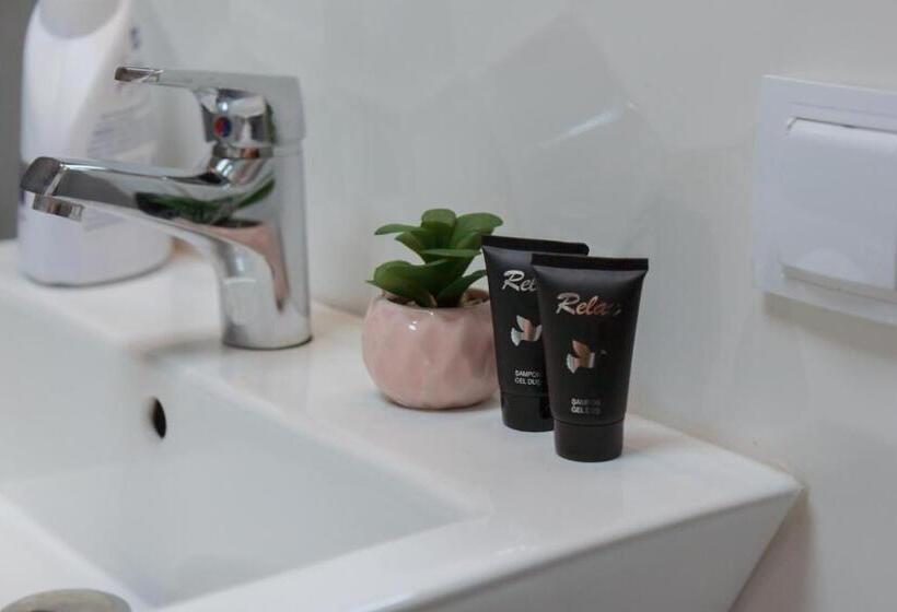 Gold Class Apartment Ams 63