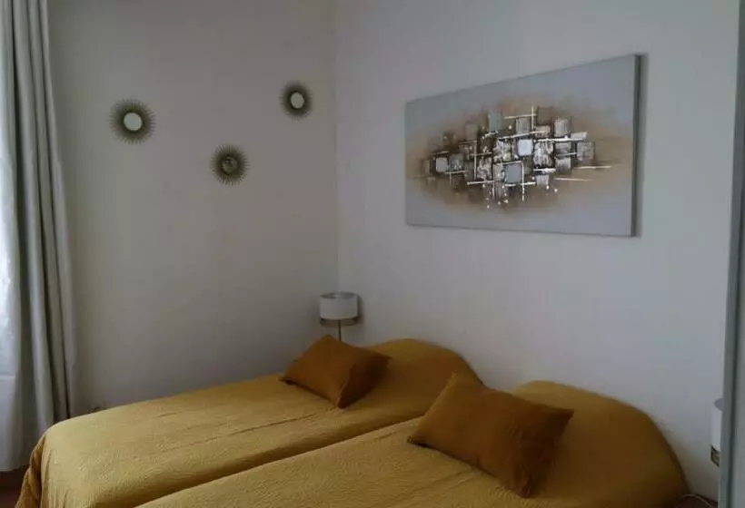 Gîtes Avec Piscine Et Jacuzzi Au Mas De Cadoule